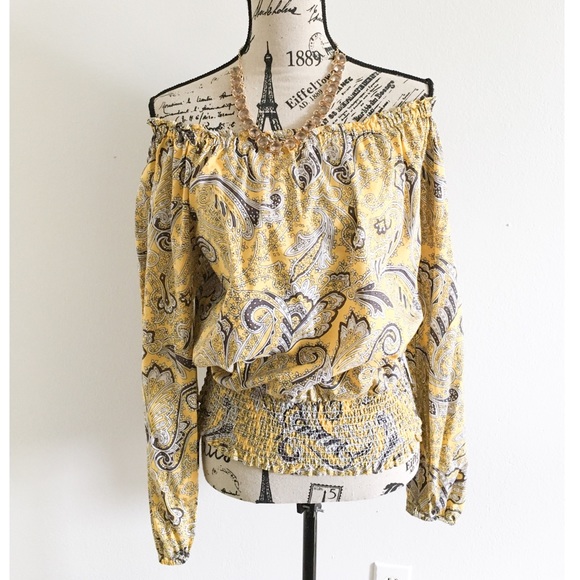 MK Yellow Paisley Off The Shoulder Top - Picture 2 of 7